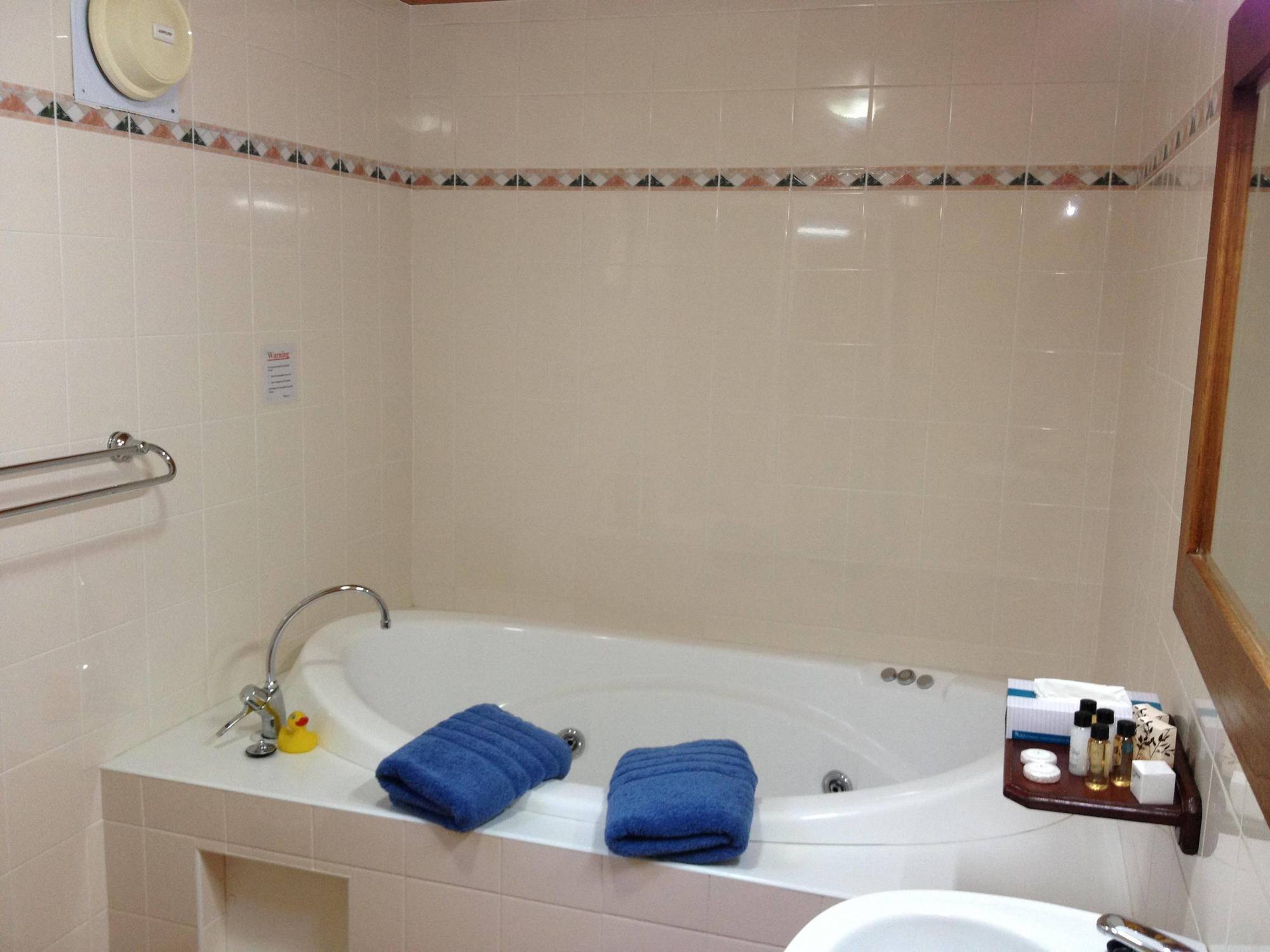 Aparthotel Great Escape Lofts Gloucester Esterno foto